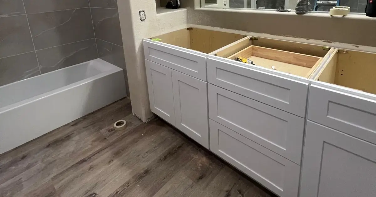 Your Guide To Choosing Bathroom Cabinets